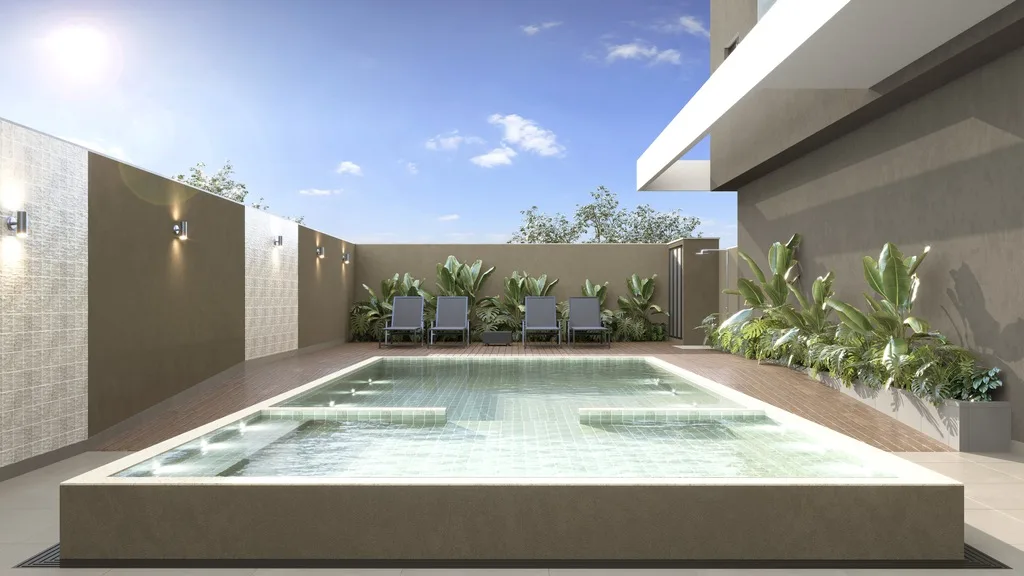 Balcony: Piscina