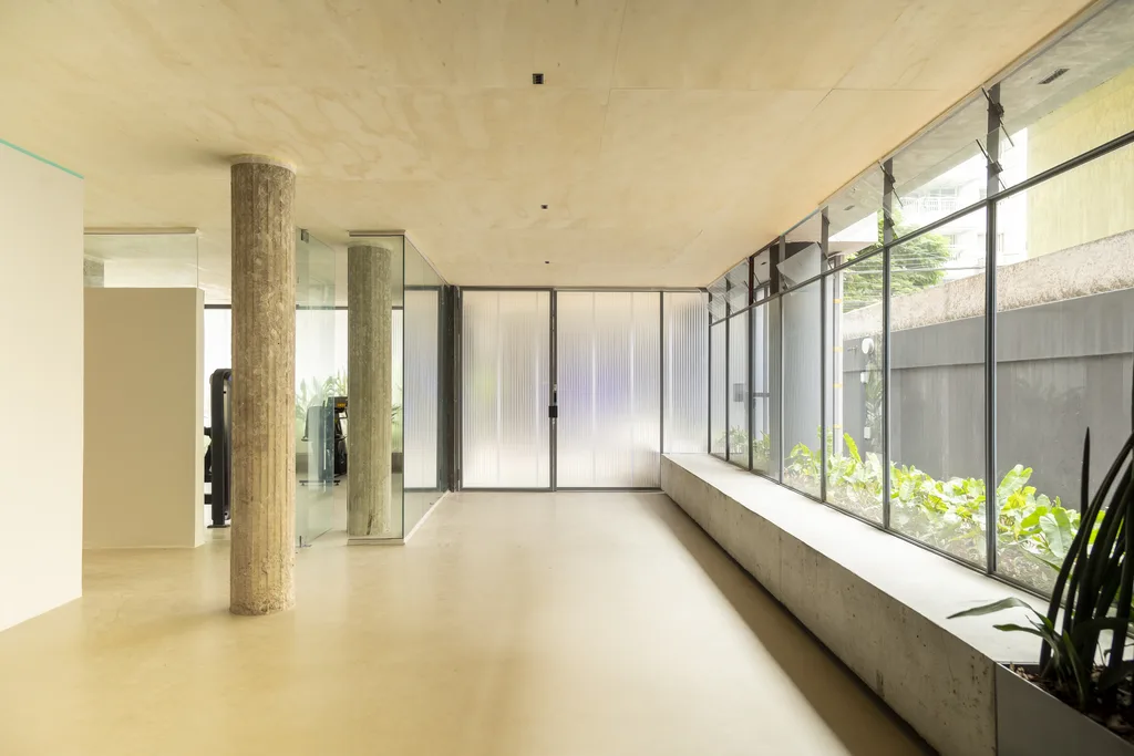 Corina: Hall de entrada