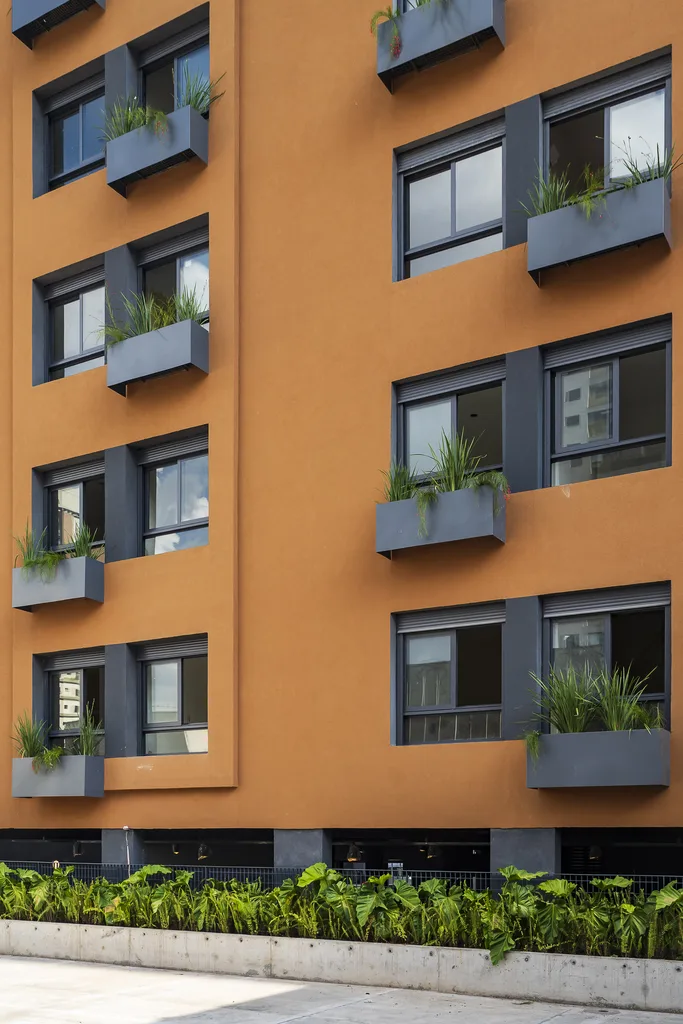 Corina: Fachada fundos