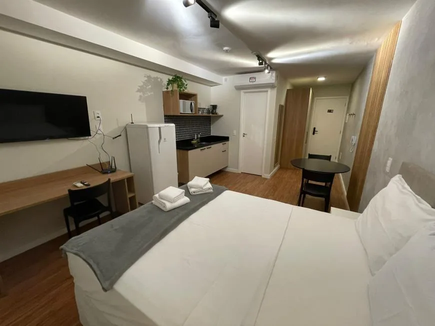 Free Home: Living