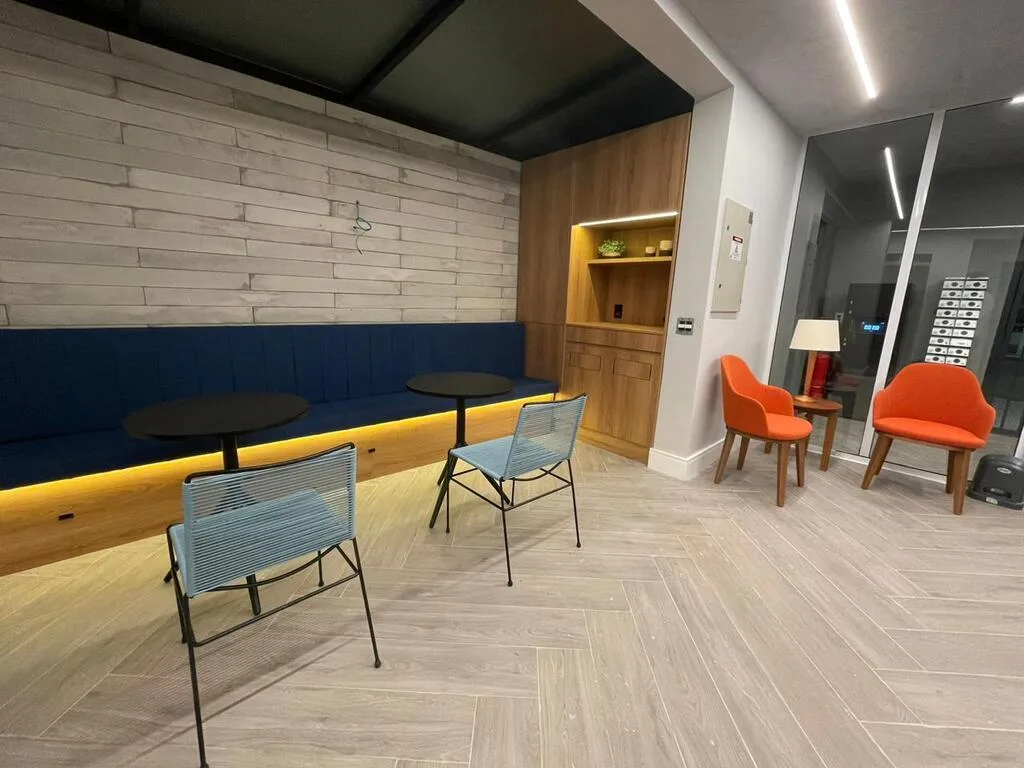 Free Home: Coworking