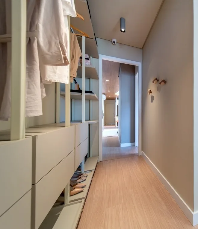 La Casa Pássaros e Flores: Closet