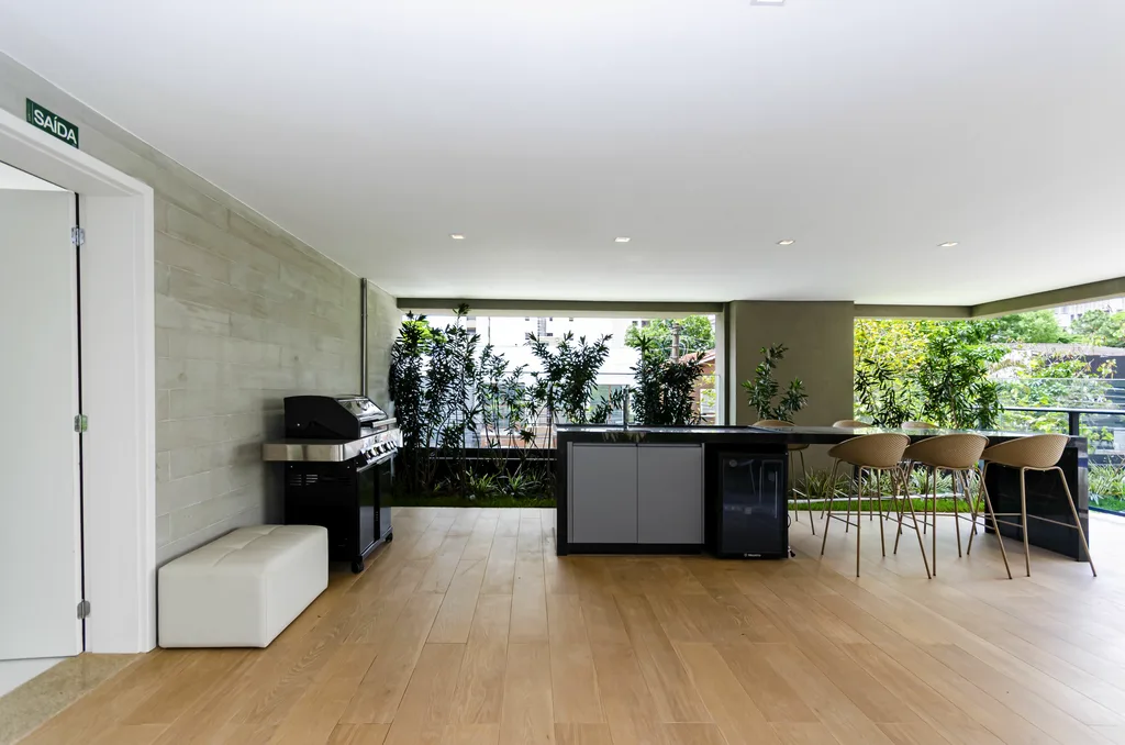 Lux House Brooklin: Churrasqueira