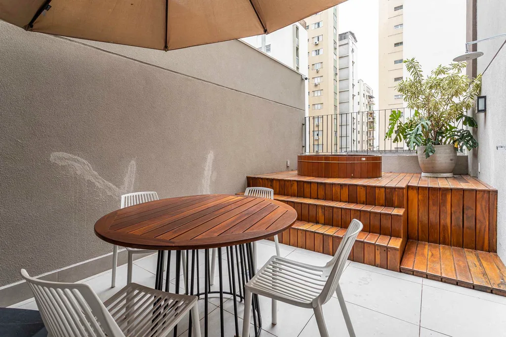 Next Paulista: Jacuzzi