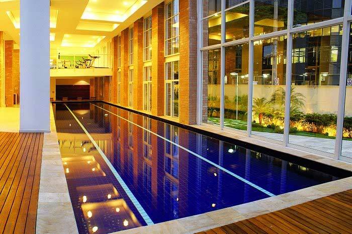 NYC Berrini: Piscina coberta