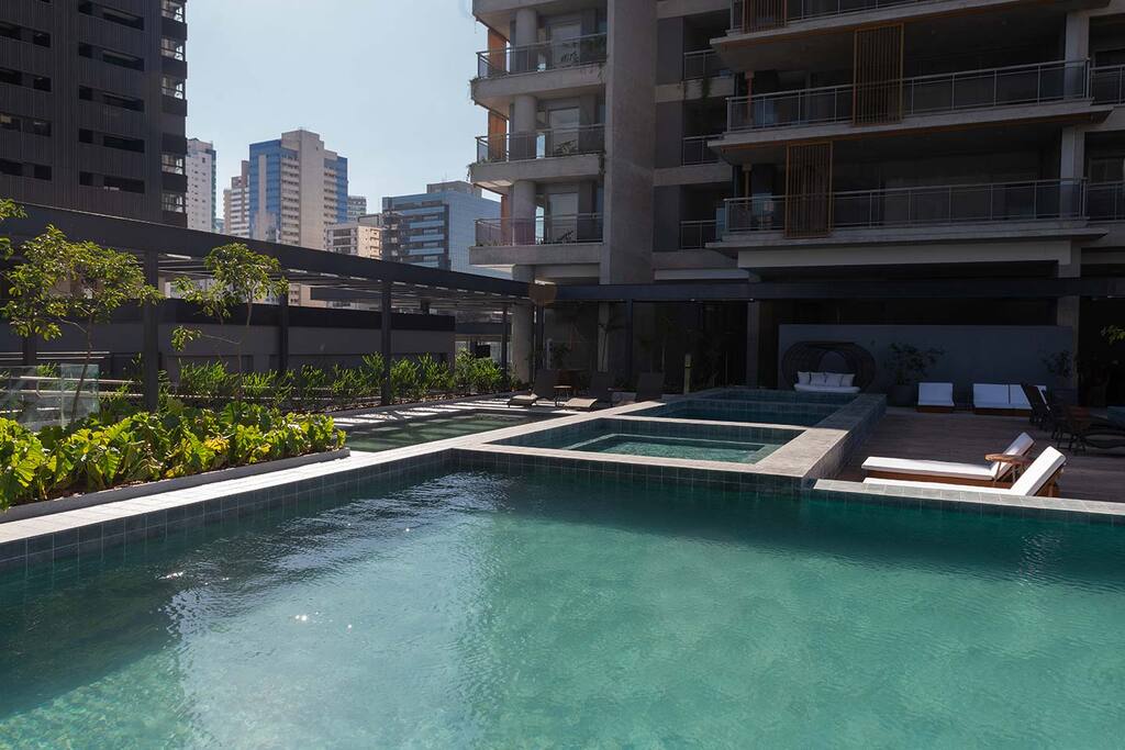 O Parque Folhagem: Piscina