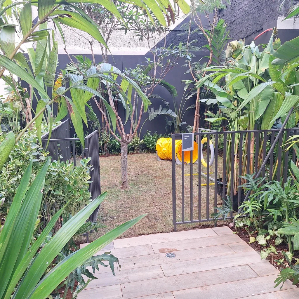 Park View: Pet place