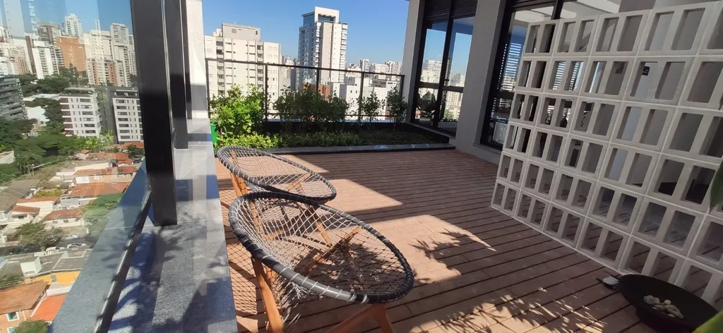 Practical Life Campo Belo II: Rooftop