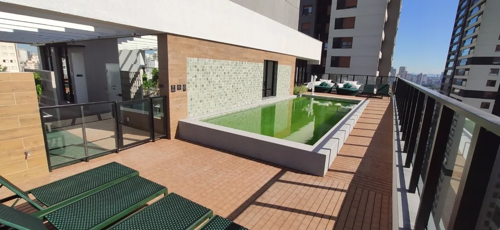 Practical Life Campo Belo II: Piscina
