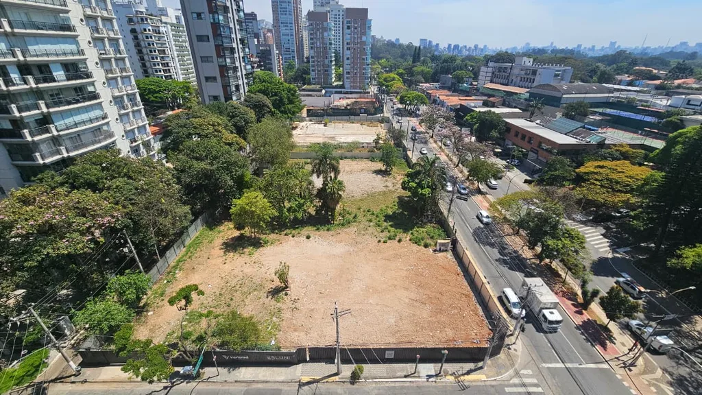 República do Líbano: Terreno do empreendimento