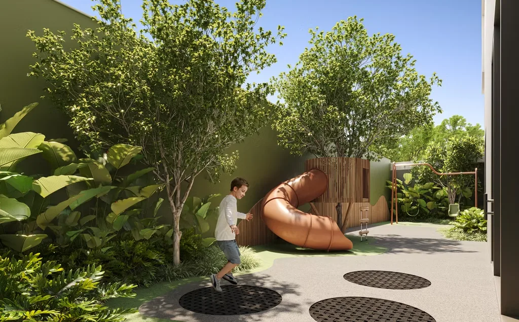 Tess Brooklin: Playground