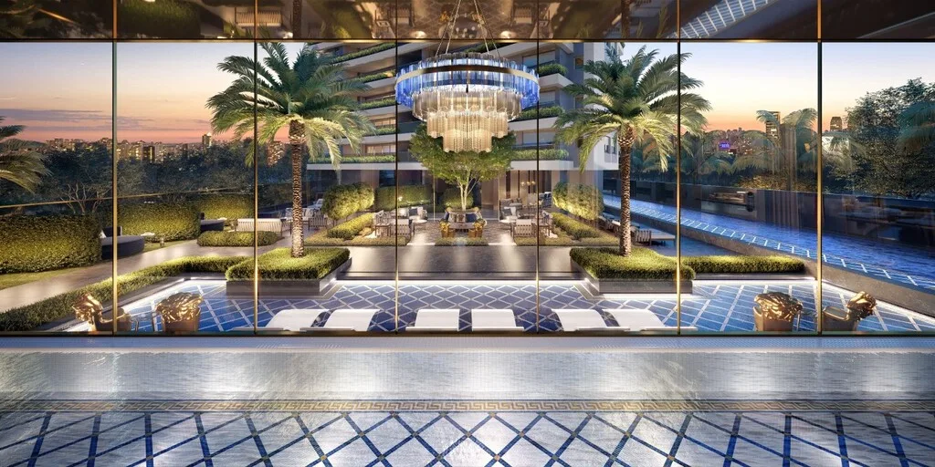 Villa Milano Lifestyle by Versace Home: Piscina coberta